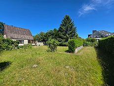 Großzügiges Baugrundstück in sehr schöner und idyllischer Lage